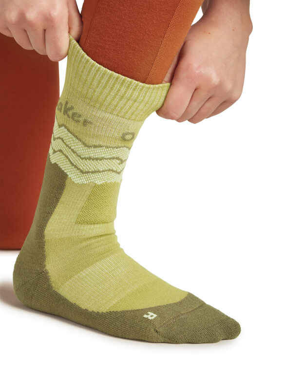 icebreaker Hike+ Medium Crew Across the Peaks Socks - Women's