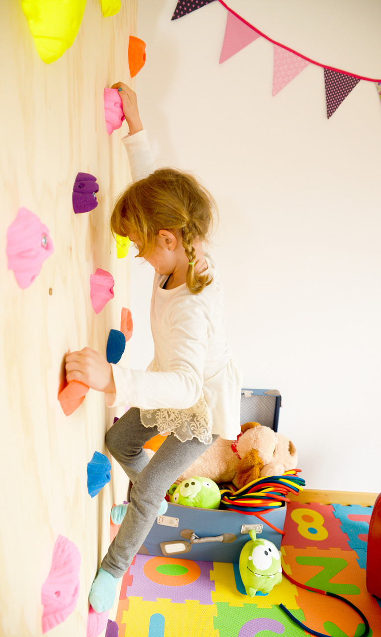 Fixe Play Kids Climbing Wall Kit - Children to Youths