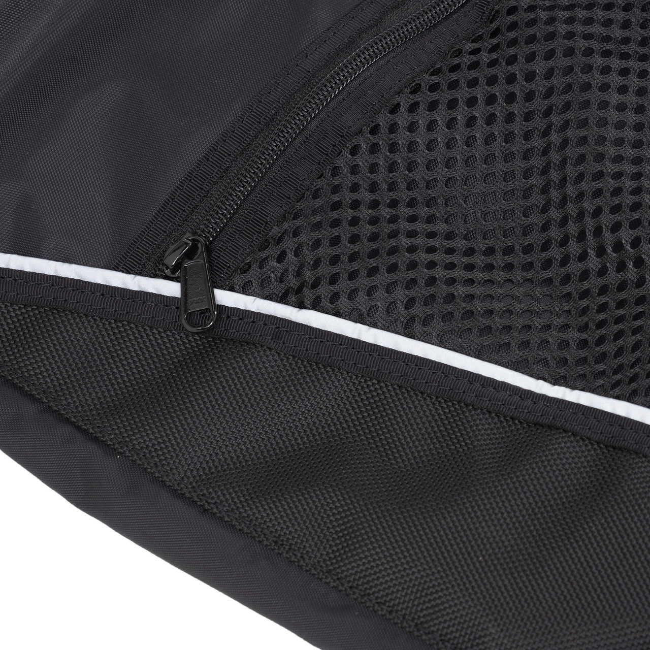 Level Six Lagoon Half Deck