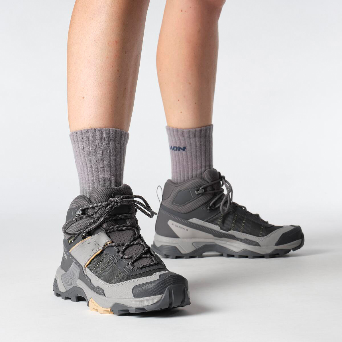 Salomon X Ultra 5 Mid Gore-Tex Trail Shoes - Women's