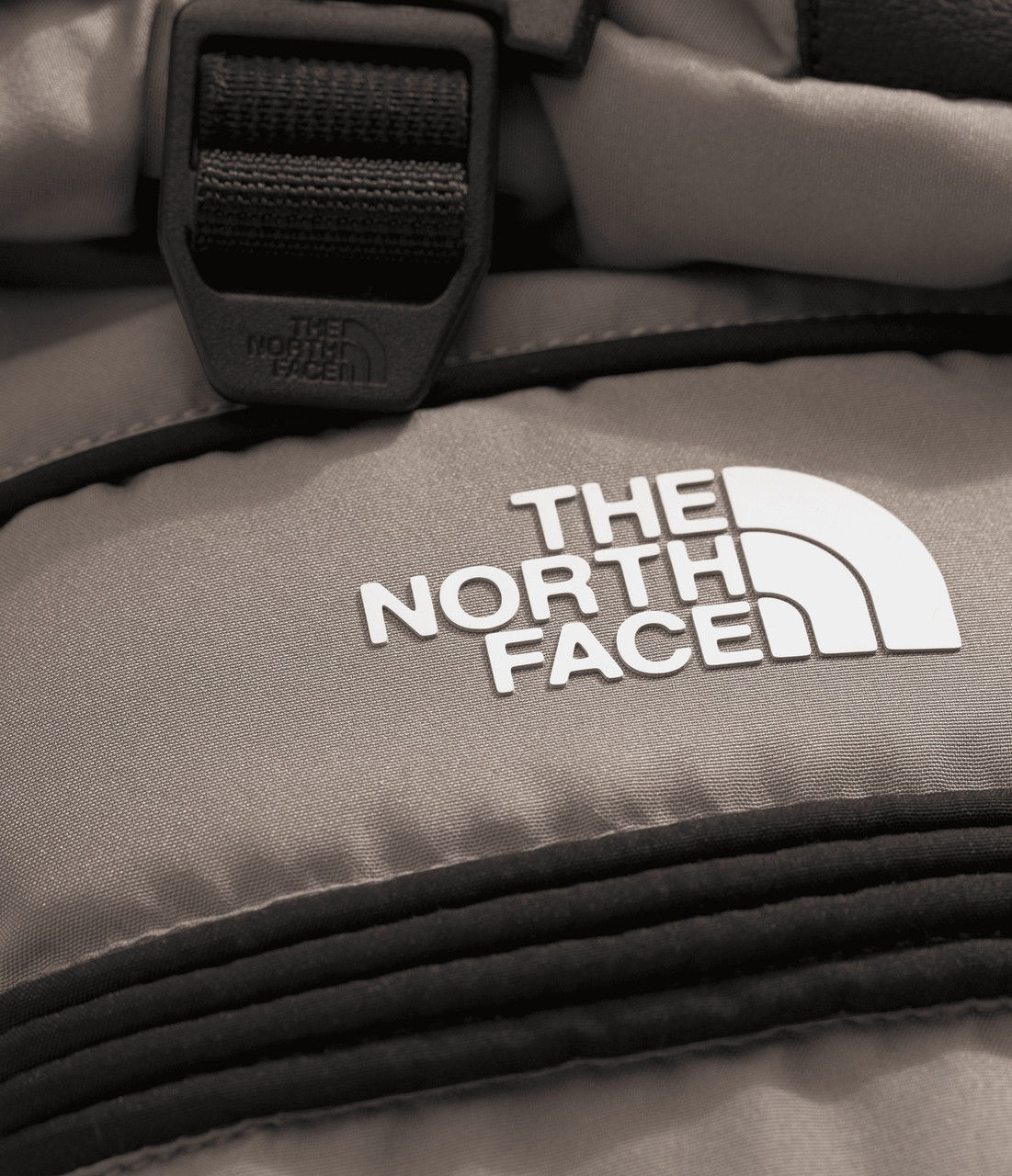 The North Face Montana Ski Mitts - Women's