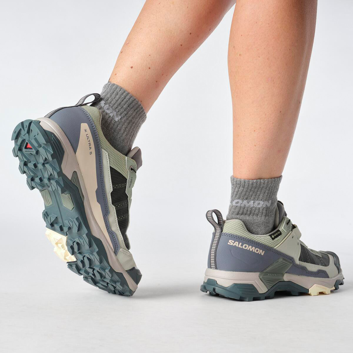 Salomon X Ultra 5 Gore-Tex Trail Shoes - Women's