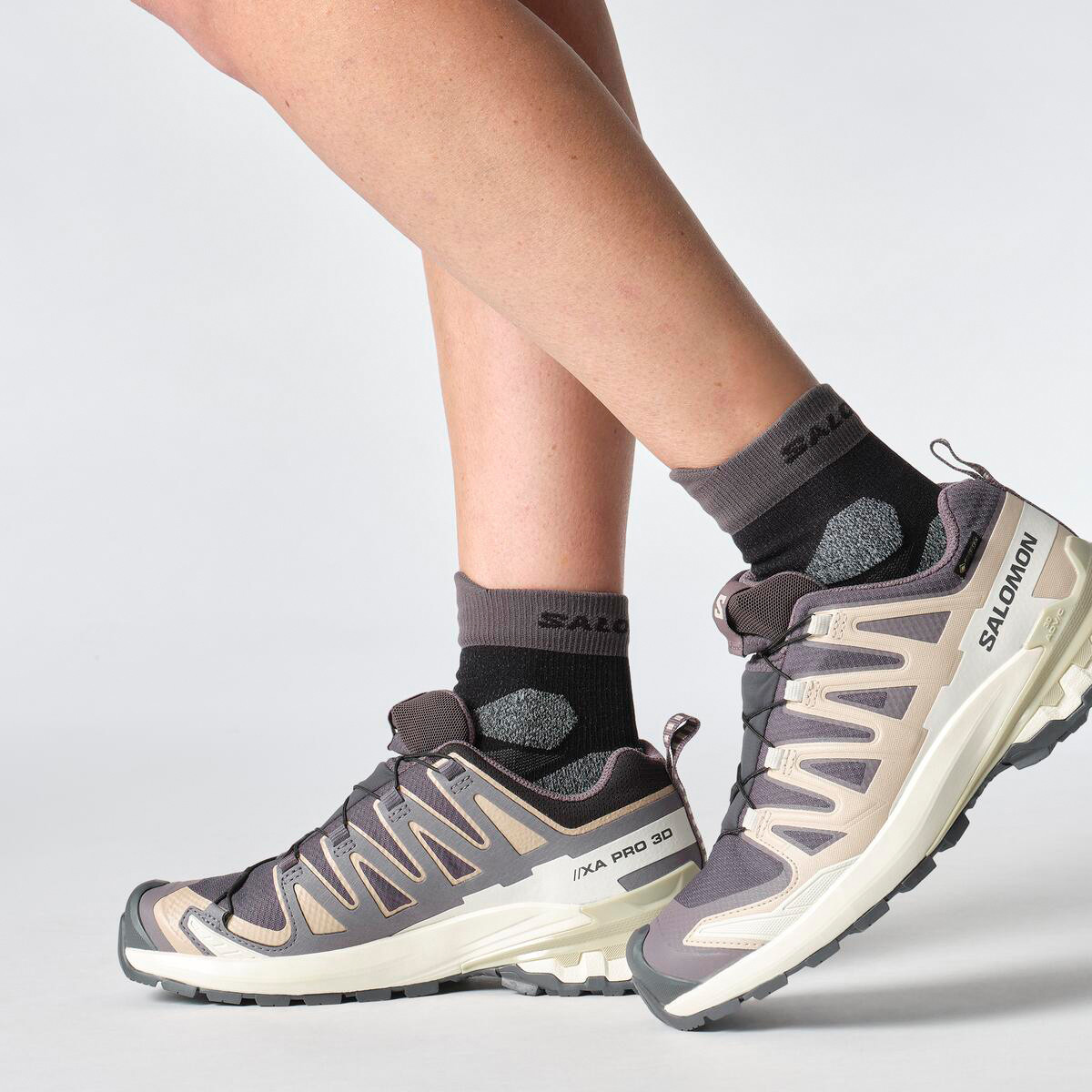 Salomon XA Pro 3D V9 Gore-Tex Trail Running Shoes - Women's