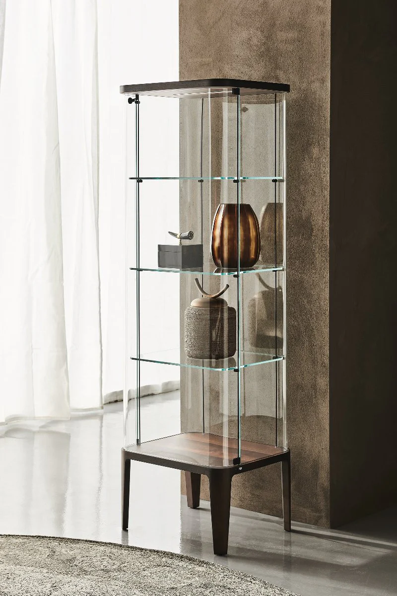 CHANTAL Showcase Cabinet