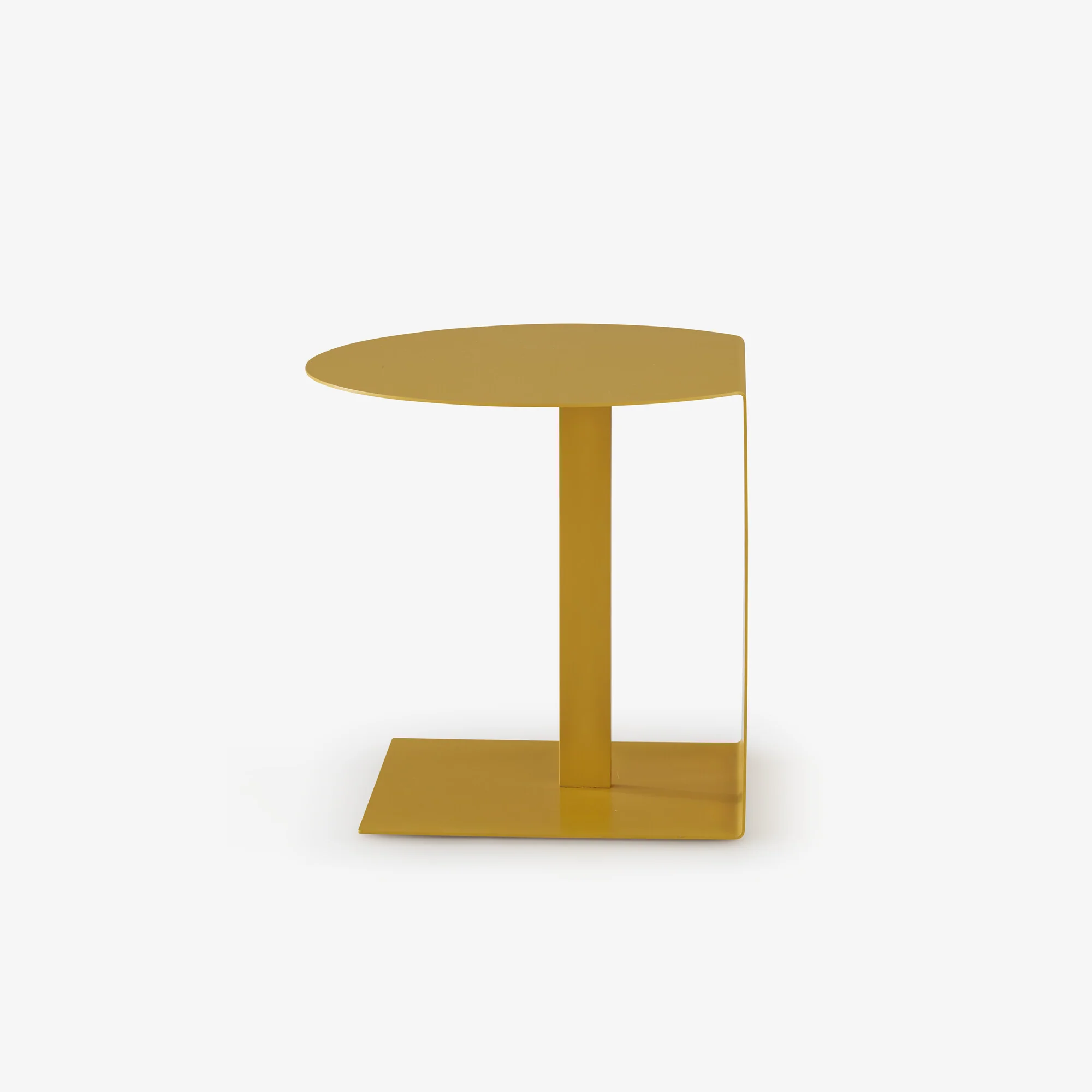 Oda Pedestal Table