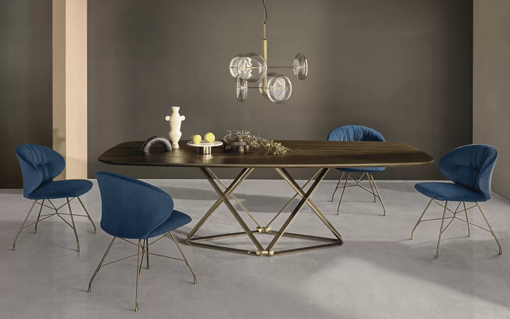 Delta Barrel Wood Table