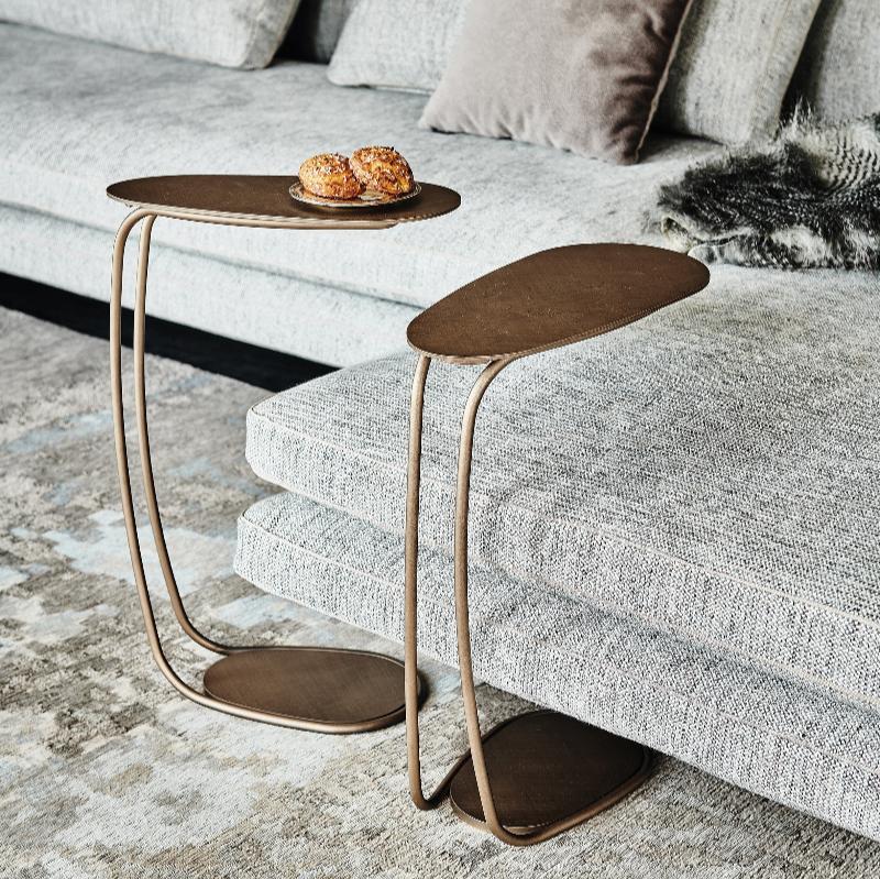 YAGO Coffee Table