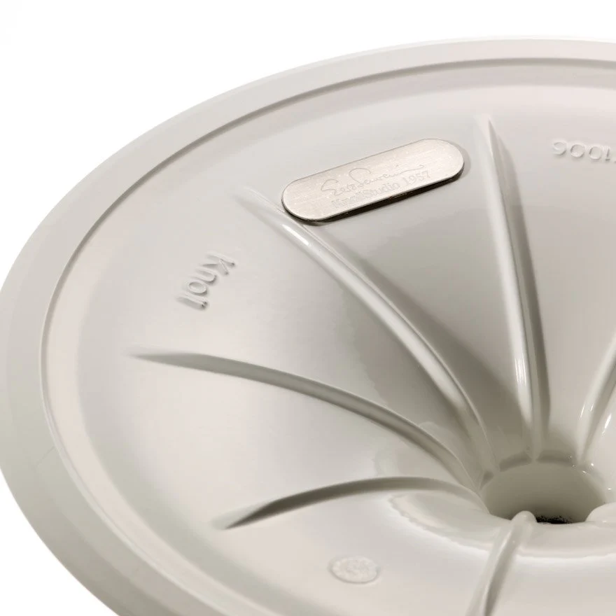 Saarinen Oval Marble Dining Table