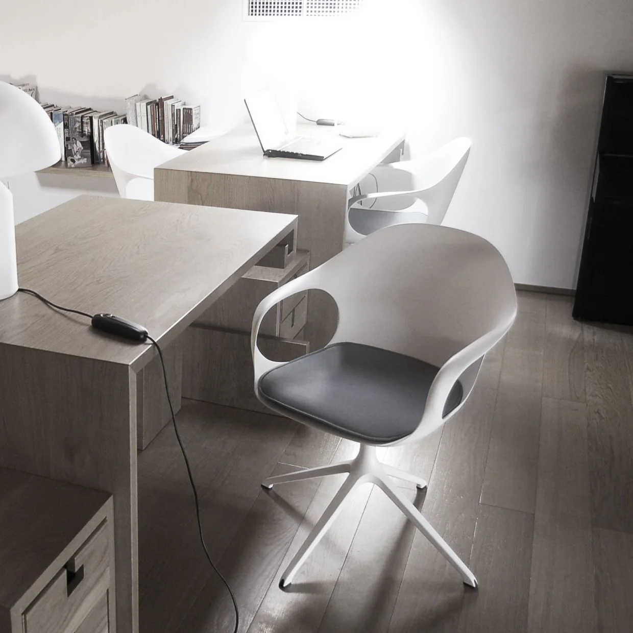 ELEPHANT Swivel Trestle Chair - Polyurethane Seat