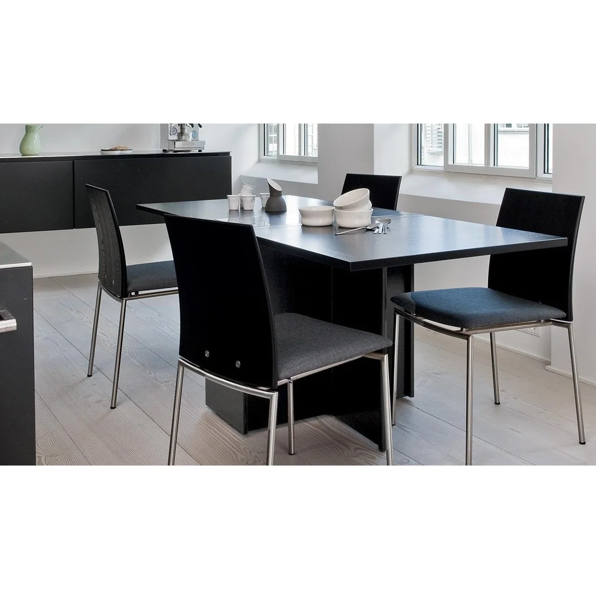 SM 101 Multi-function Table