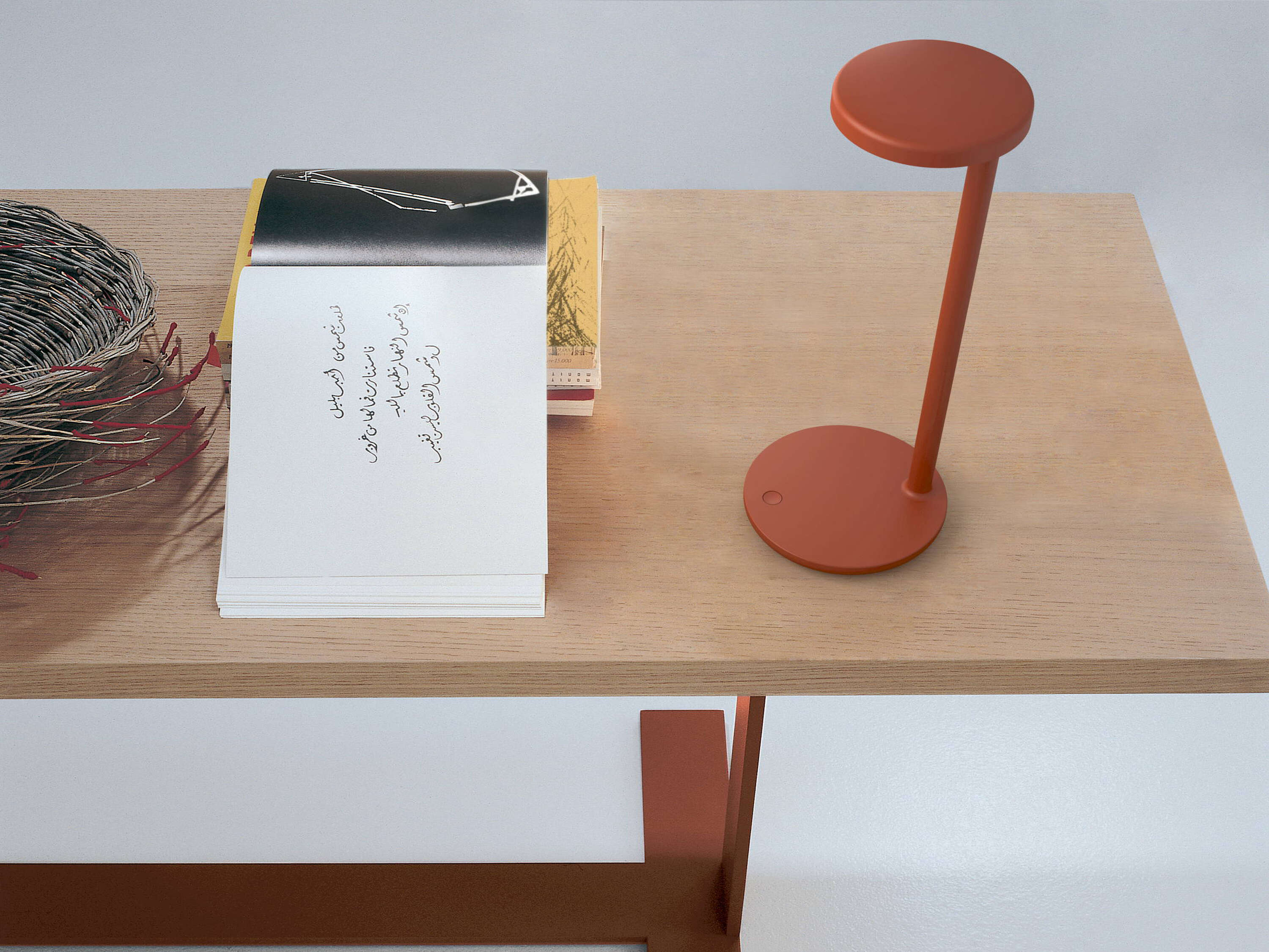 Oblique Qi Table Lamps