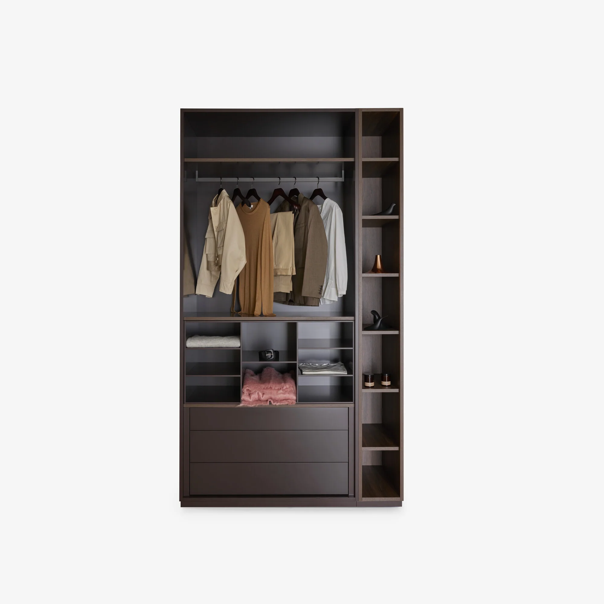 Todana - Walk-In Closet Composition