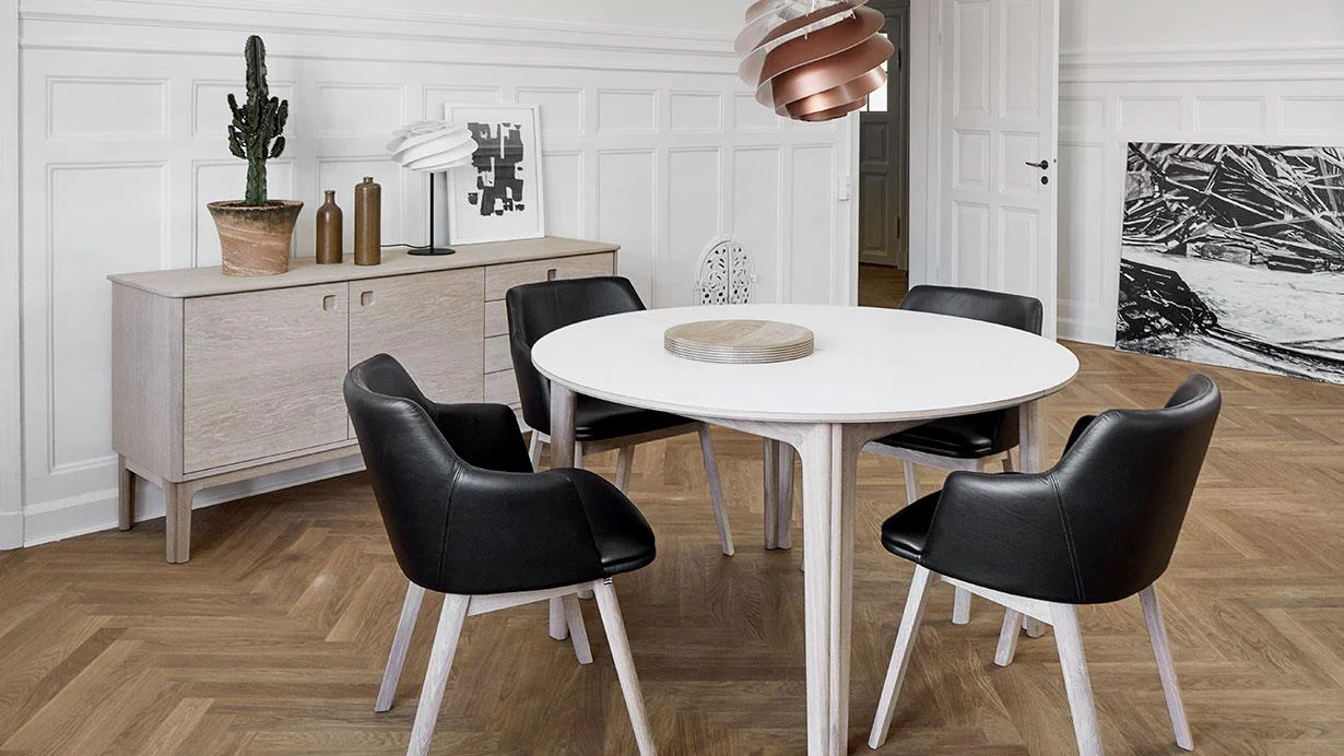 SM 65 Dining Armchair