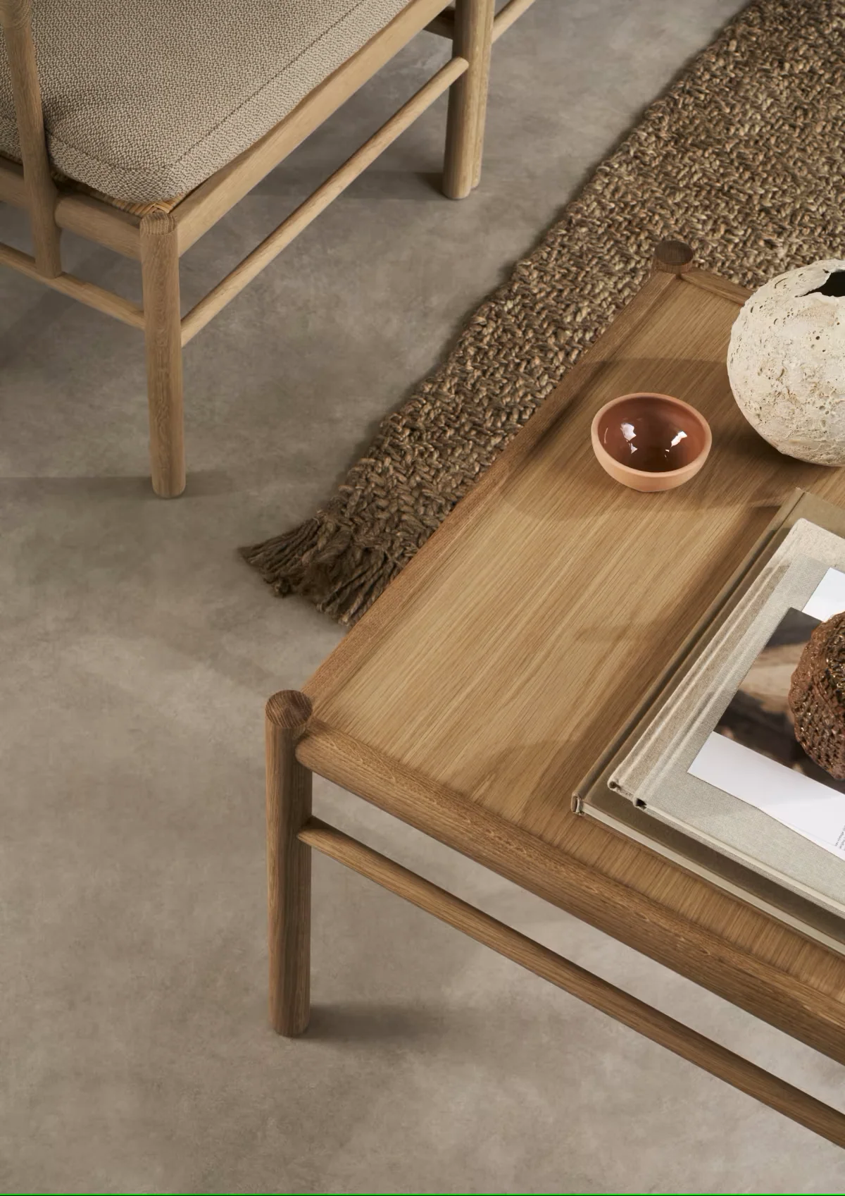 OW449 Colonial Table