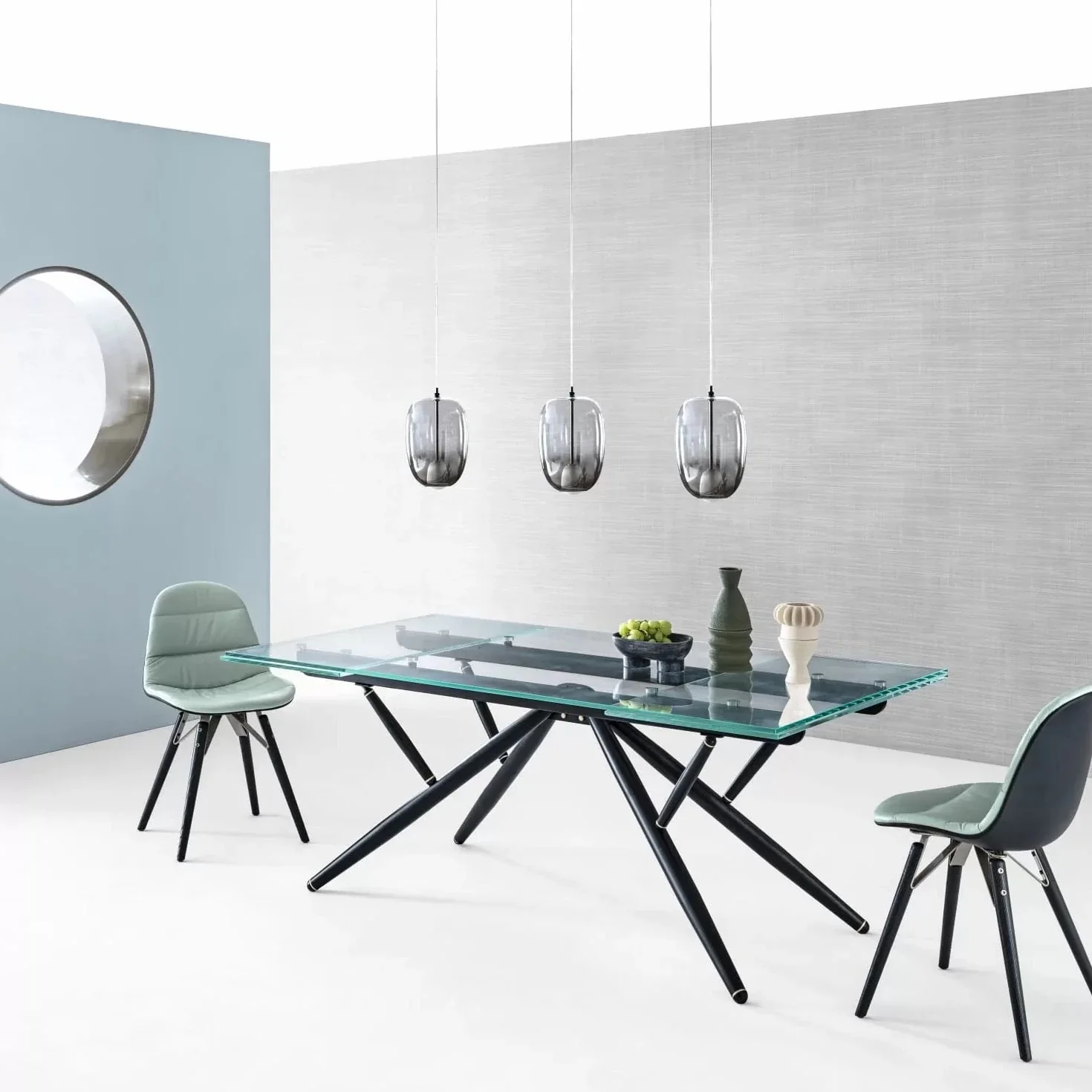 Bridge Extendable Crystal Table