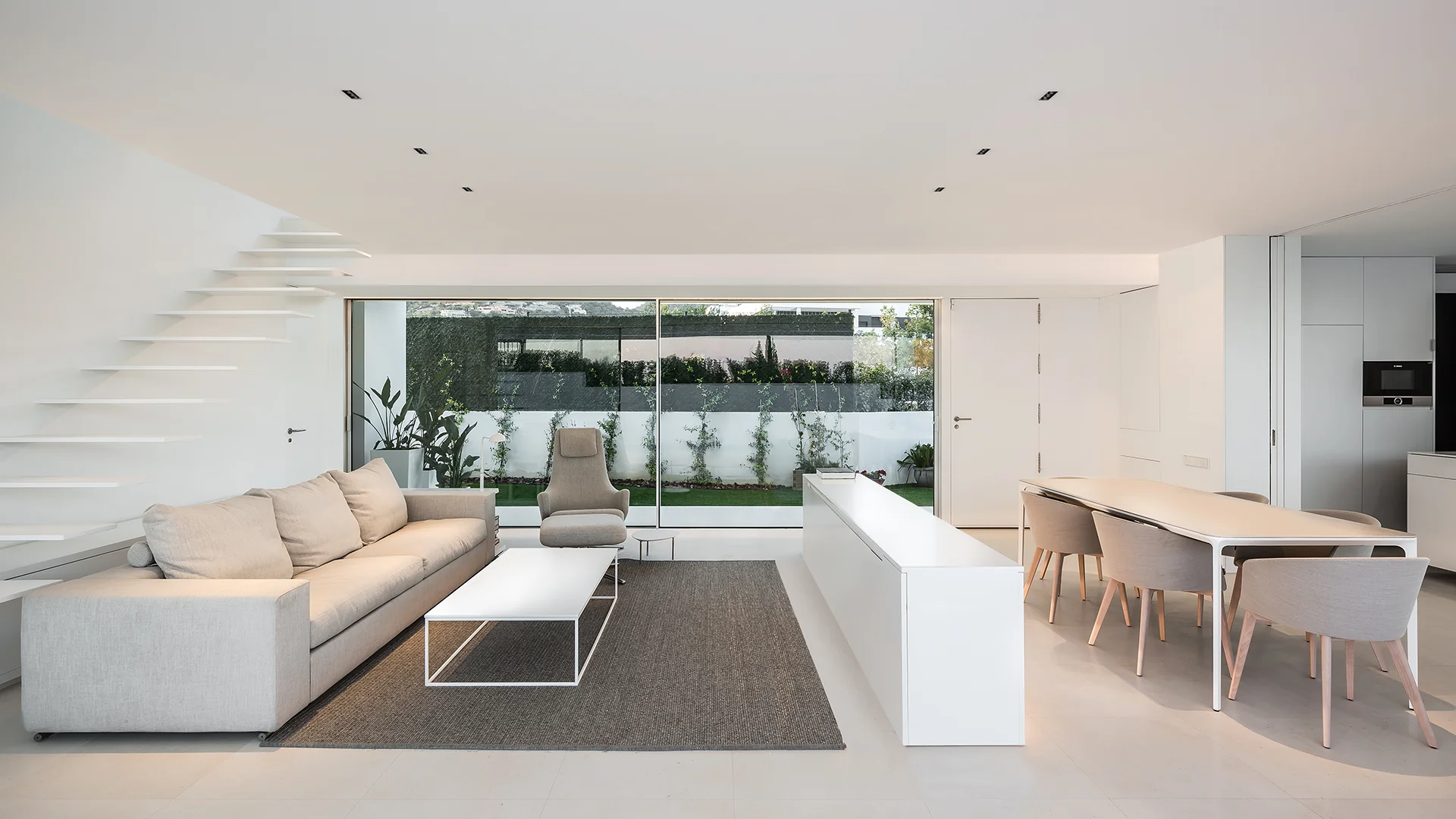 Black Foster Trimless 2