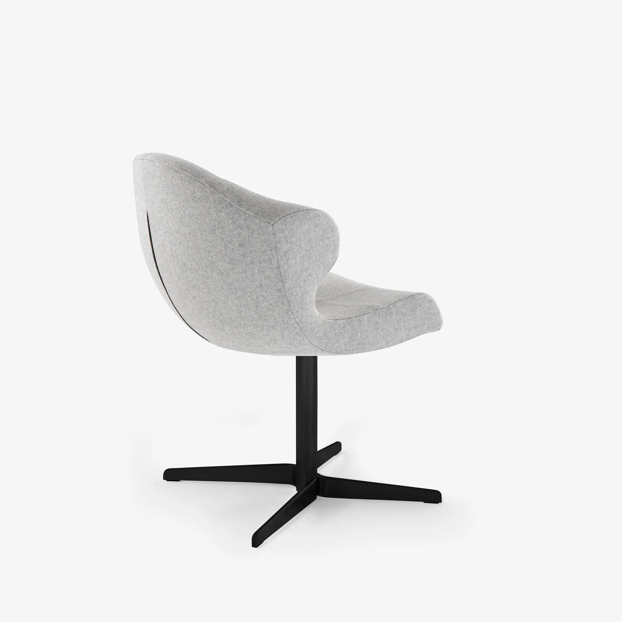Alster Alster Carver Chair Central Pedestal – Matt Black