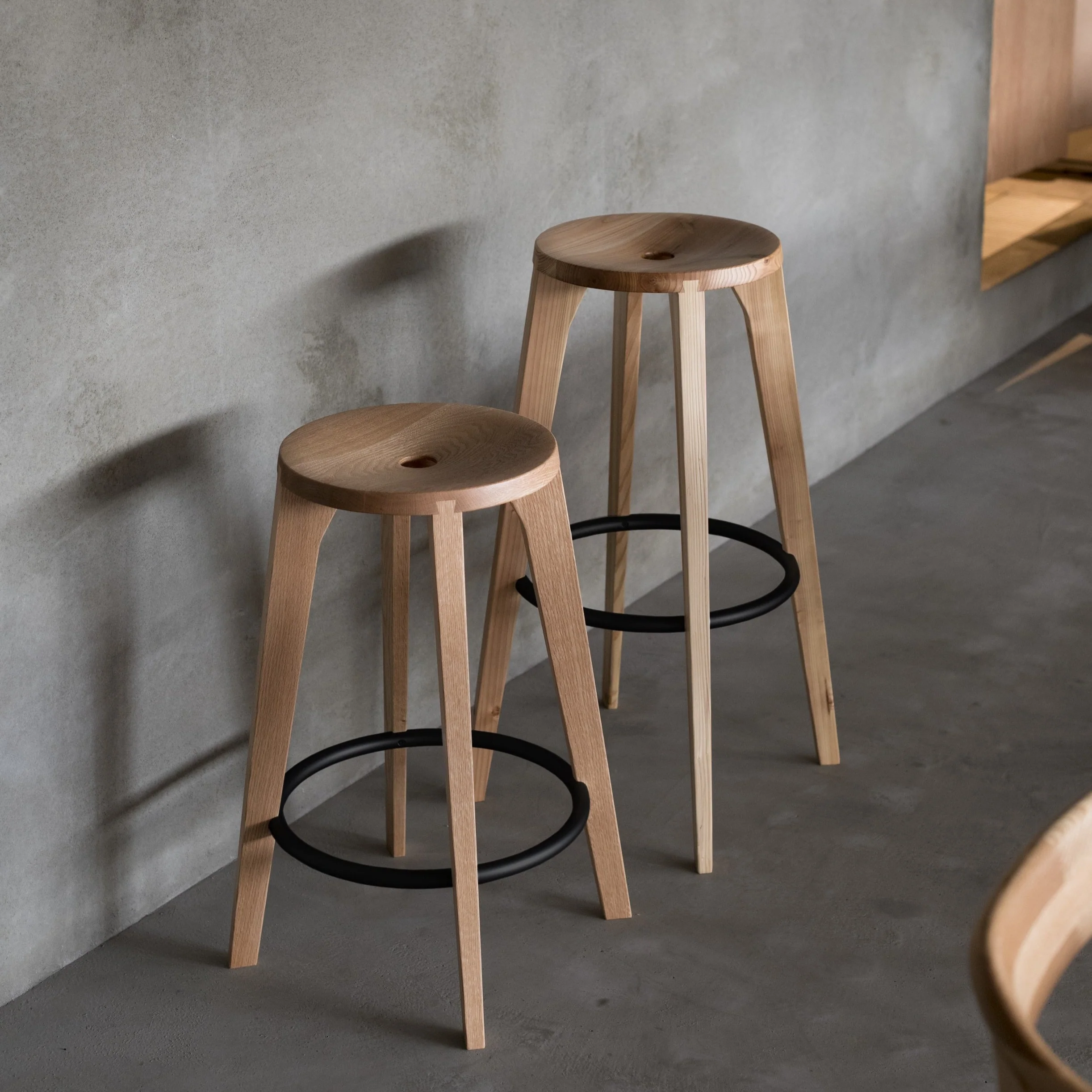 Dovetail Barstool