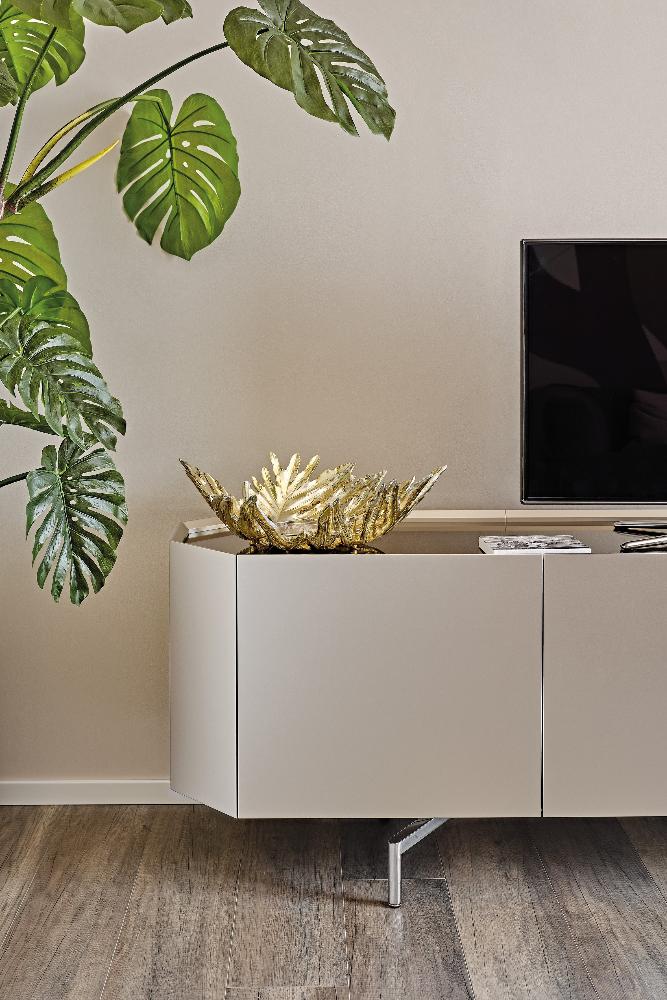 CHELSEA B Version Sideboard