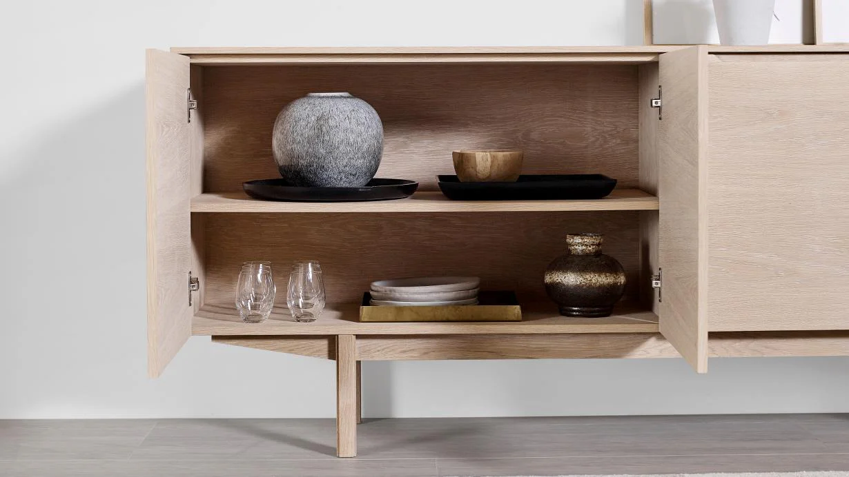 SM 304 Sideboard (3 doors / 1 long and Short Shelf / 1 Drawer)