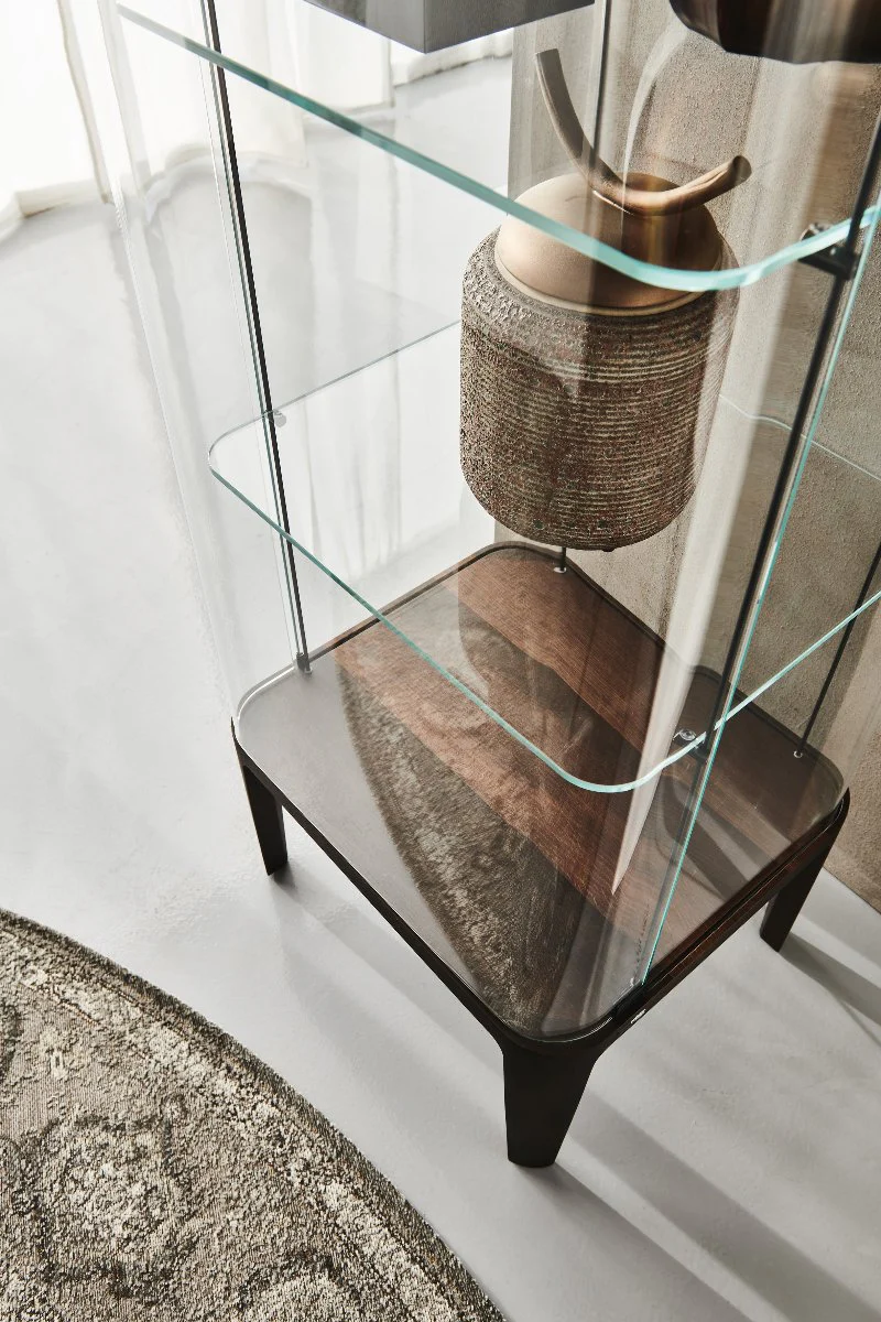 CHANTAL Showcase Cabinet