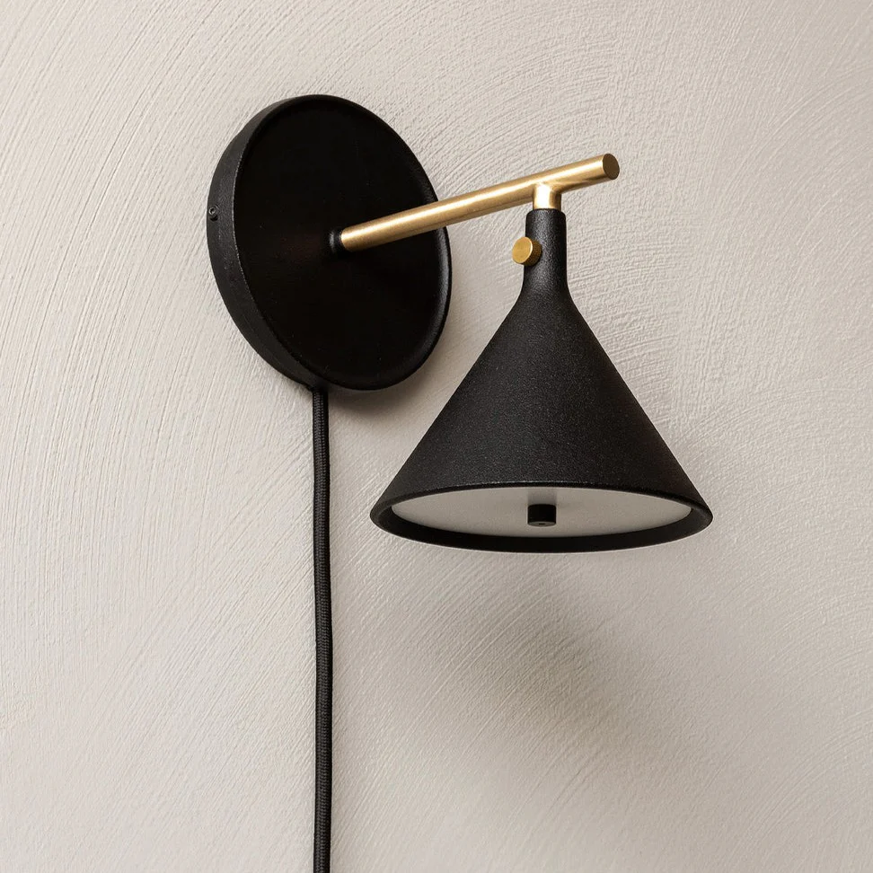 Cast Sconce Wall Lamp