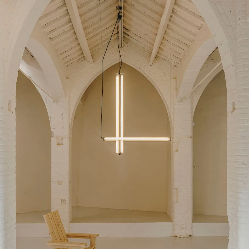 B15 T H Suspension Lamp