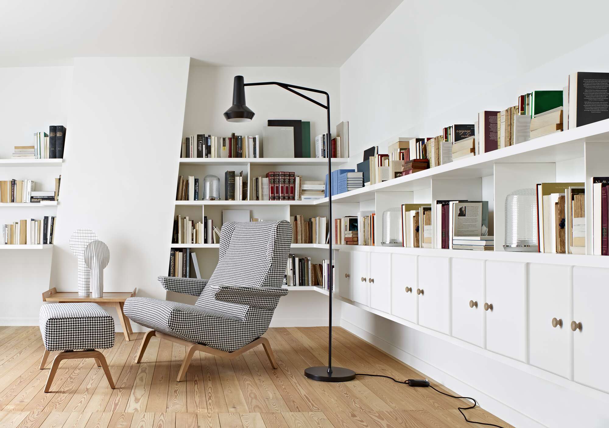 Car Light Table Lamp