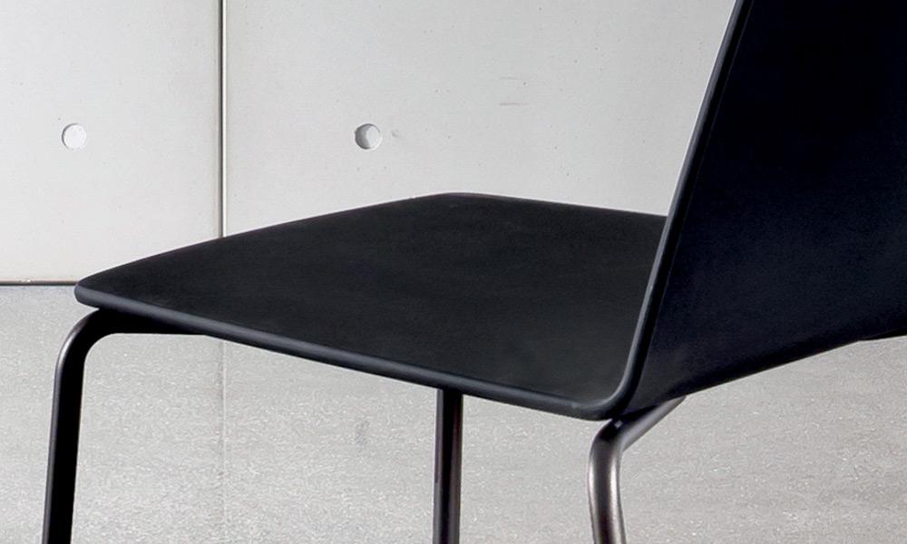 Sila Chair with Four Legs