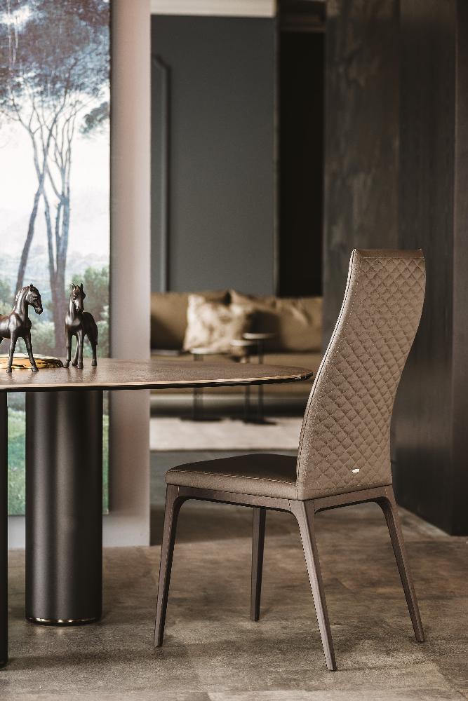 ARCADIA Couture Highback Chair