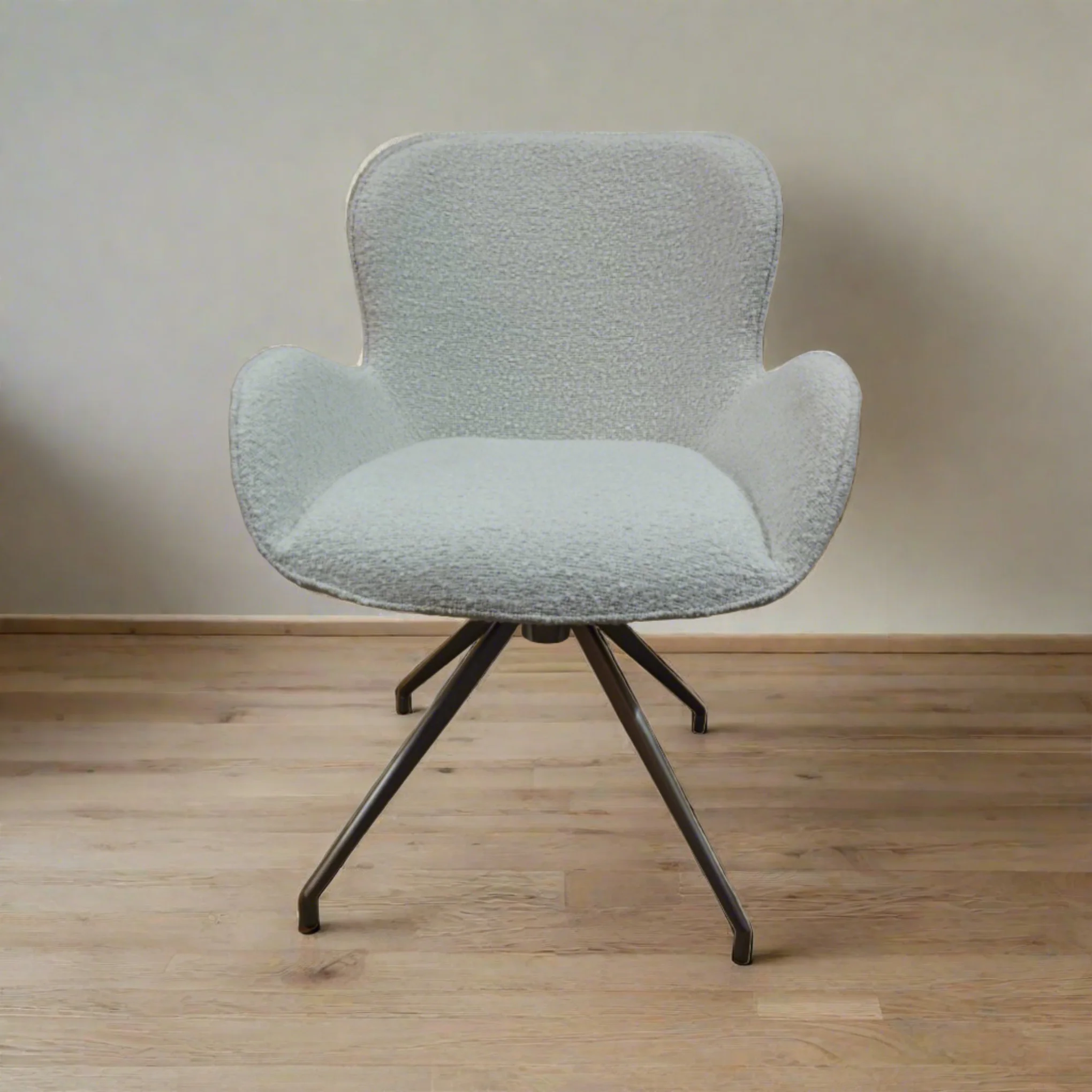 Dove Swivel Chair With Return Mechanism