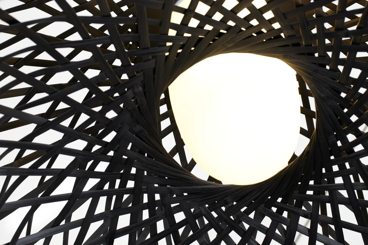 Emperor, L Suspended