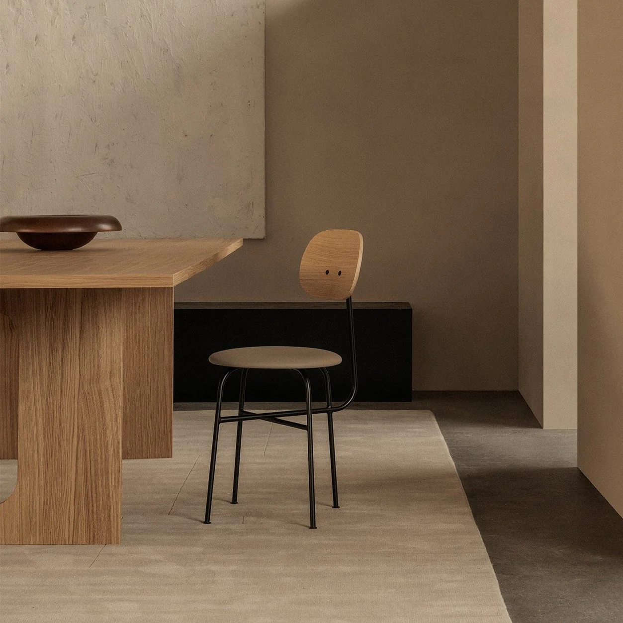 Afteroom Dining Chair Plus