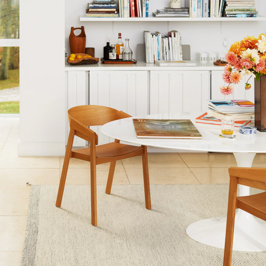 Eero Saarinen Dining Table