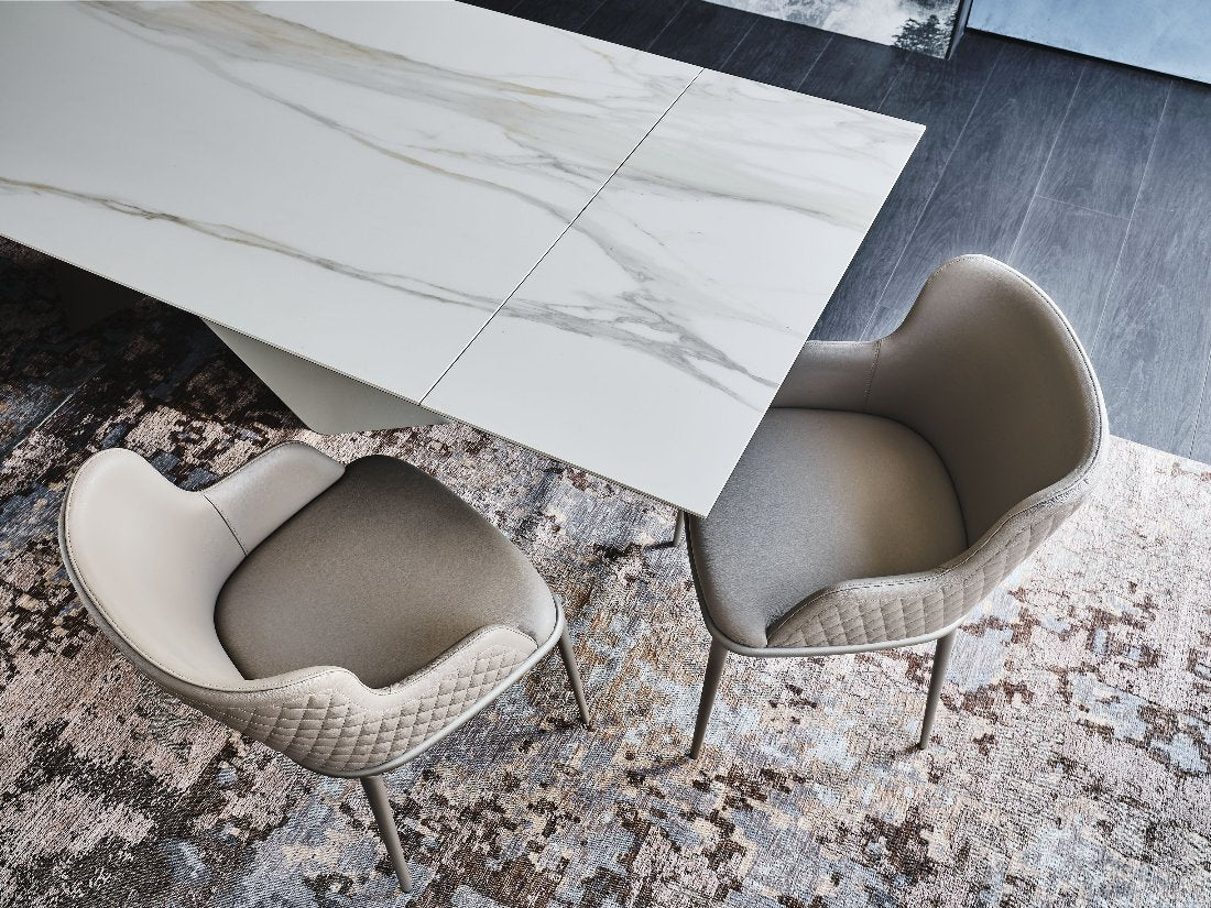 MAGDA ML Couture Armchair