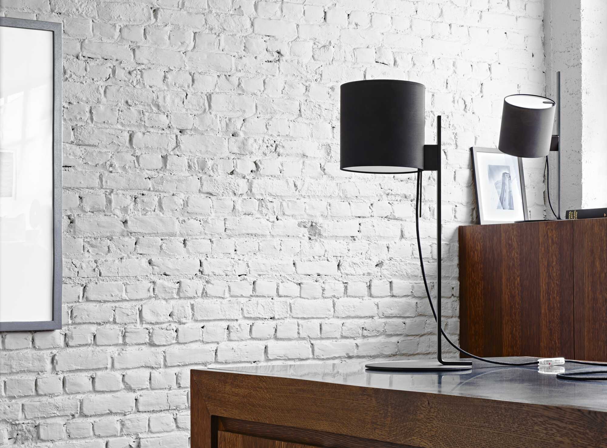 Magnet Lamp Table Lamp