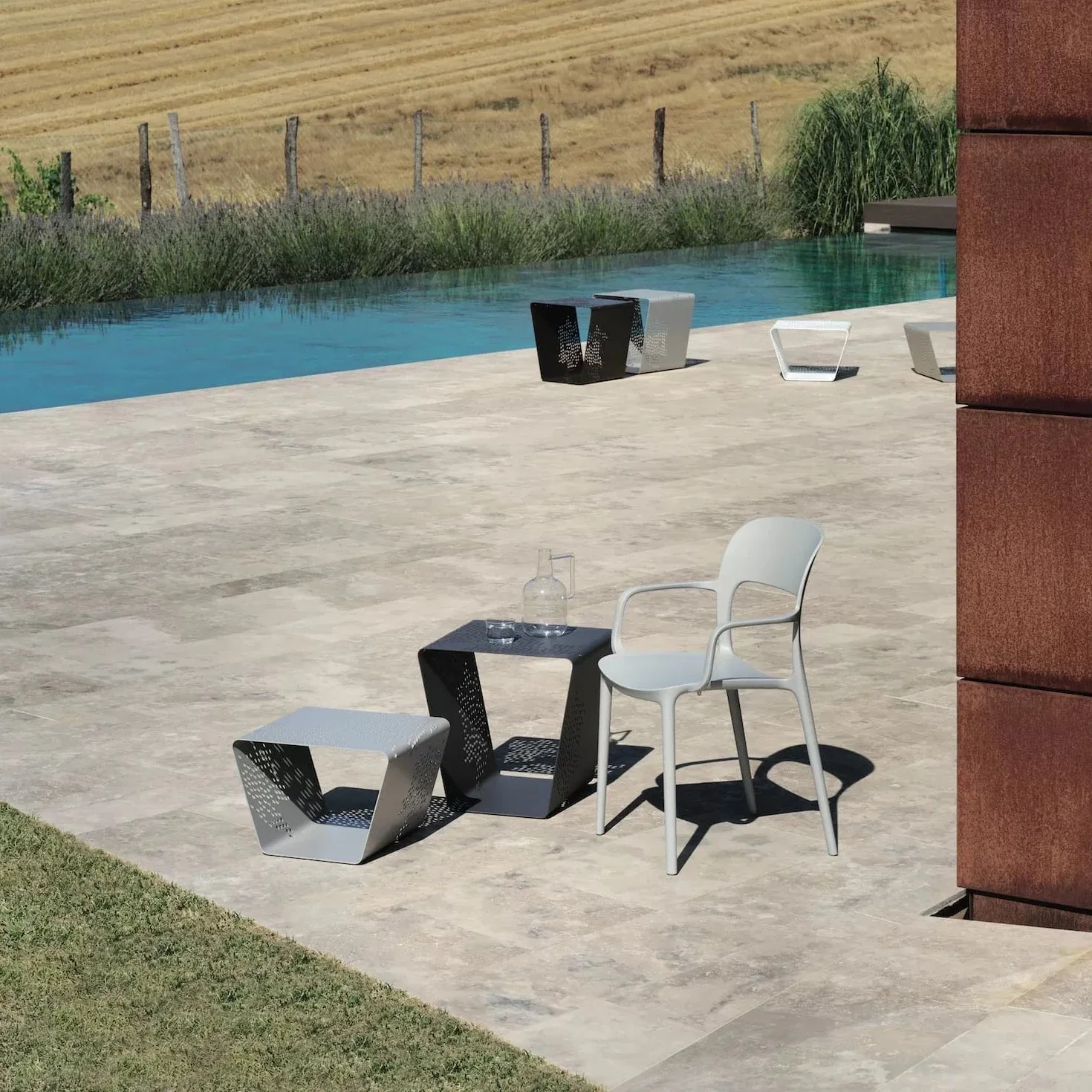 Gipsy Stackable Chair