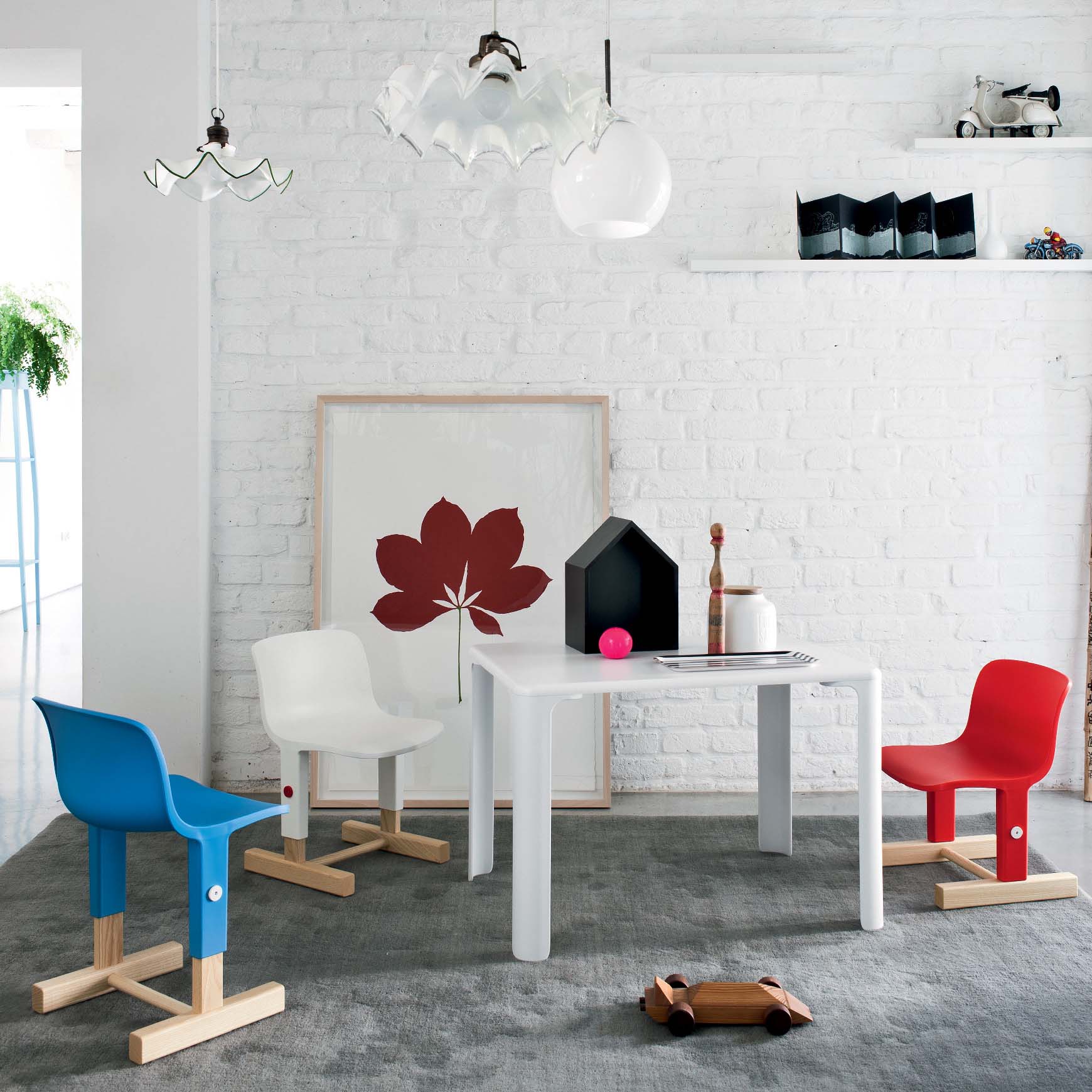 Little Big Adjustable Height Chair