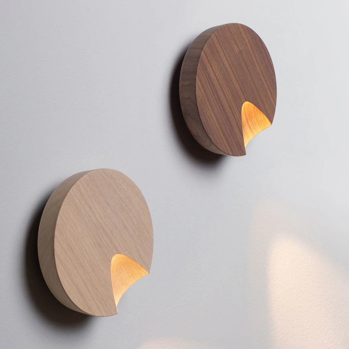 Dots Wall Lamp