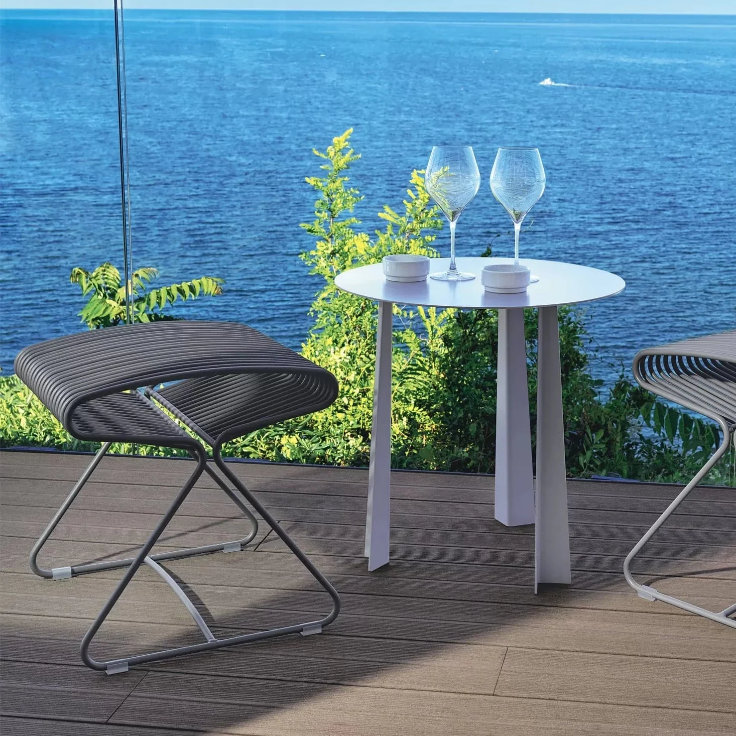 Tao Outdoor Coffee Table