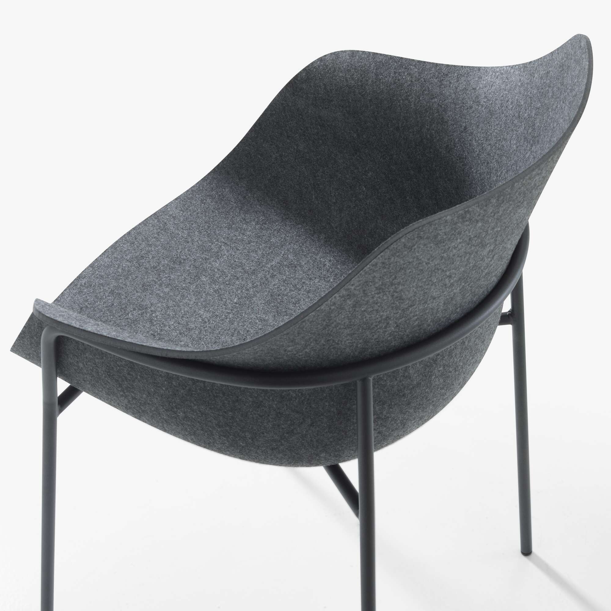 Ettoriano Carver Chair Anthracite Metal Base