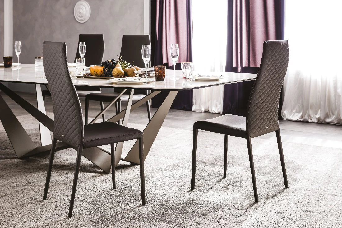 NORMA Couture Highback Chair