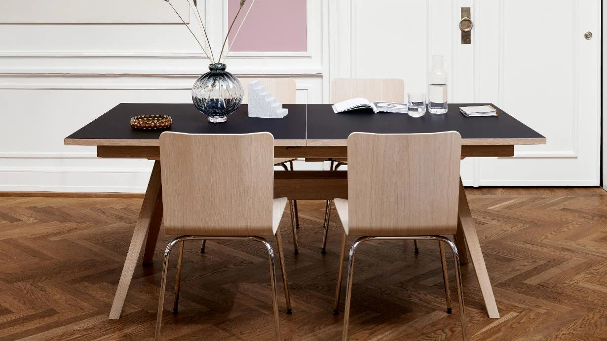 SM 801 Dining Chair (Veneered Shell)