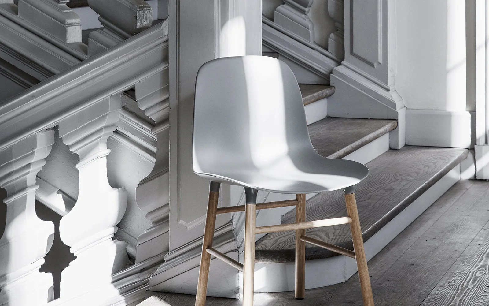 Form Chair w/ Oak Legs