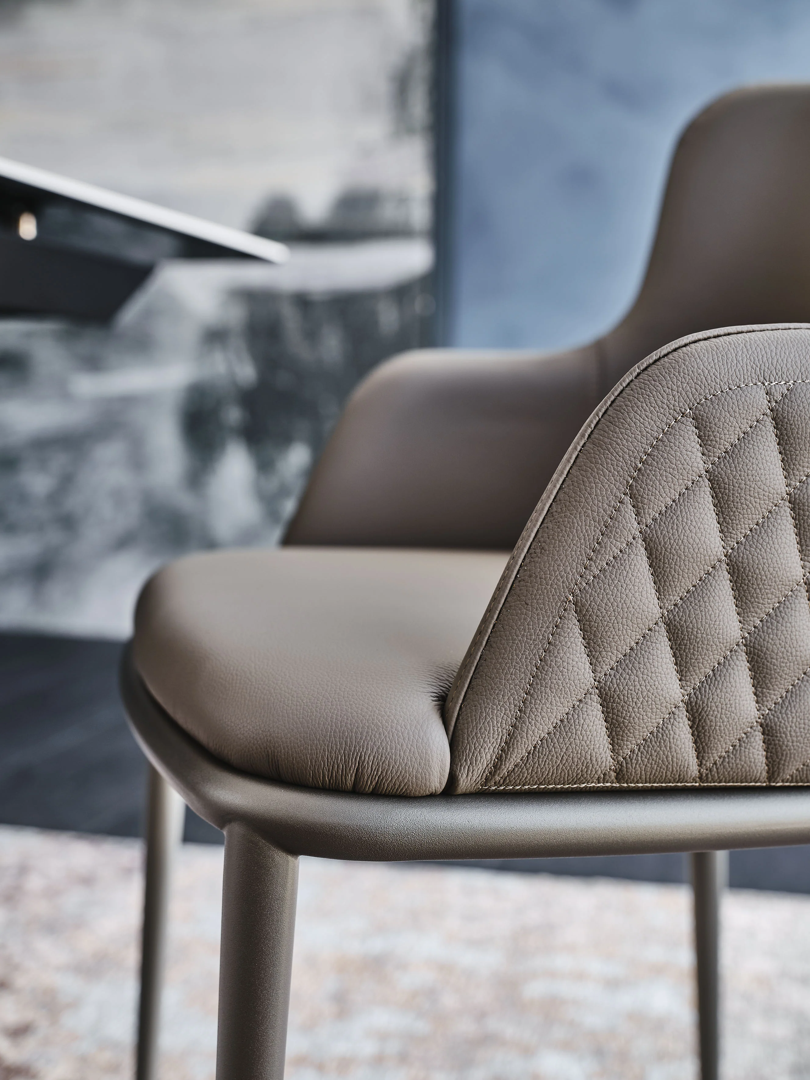 MAGDA ML Couture Armchair