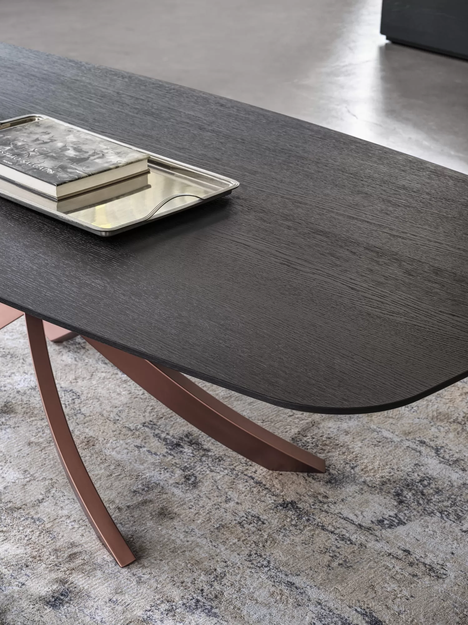 Artistico Barrel Table