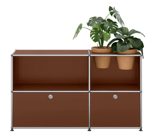 USM Haller sideboard (M57) shelving for plants