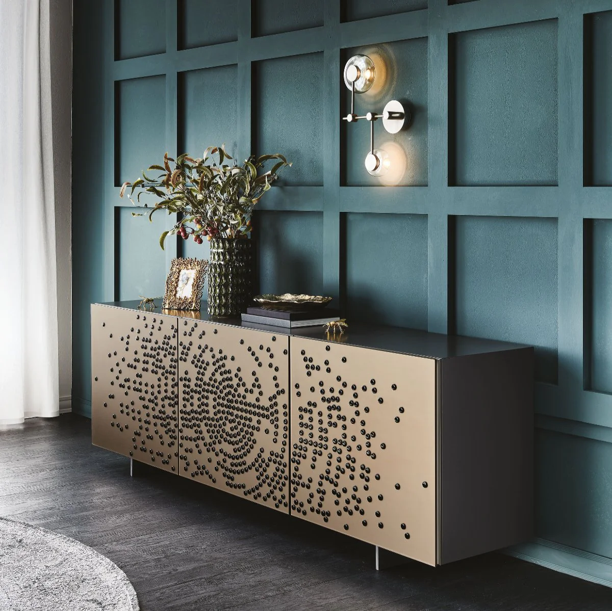 VOYAGER Sideboard