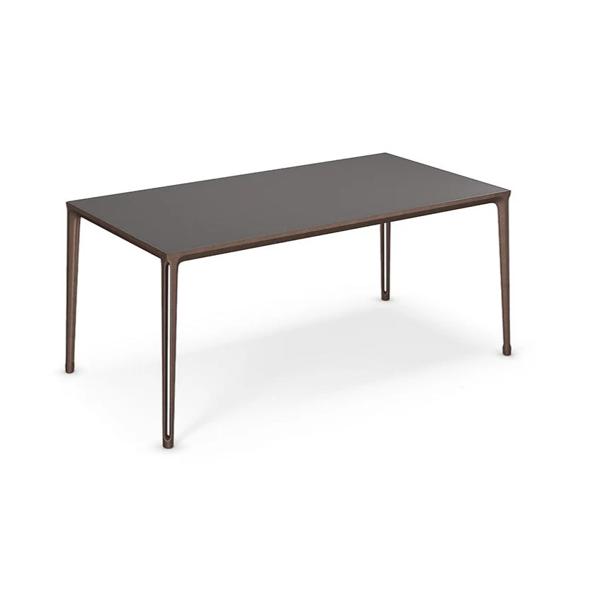 BOULEVARD Table