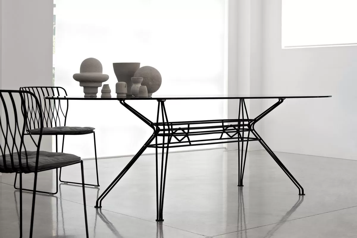 Sander Outdoor Table